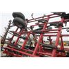 Image 18 : CIH Tigermate II 26-1/2' cultivator, made in USA