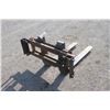 Image 3 : Farm King pin on pallet forks