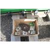 Image 5 : JD grass box, to fit 1560/1590 seed drill with Drive