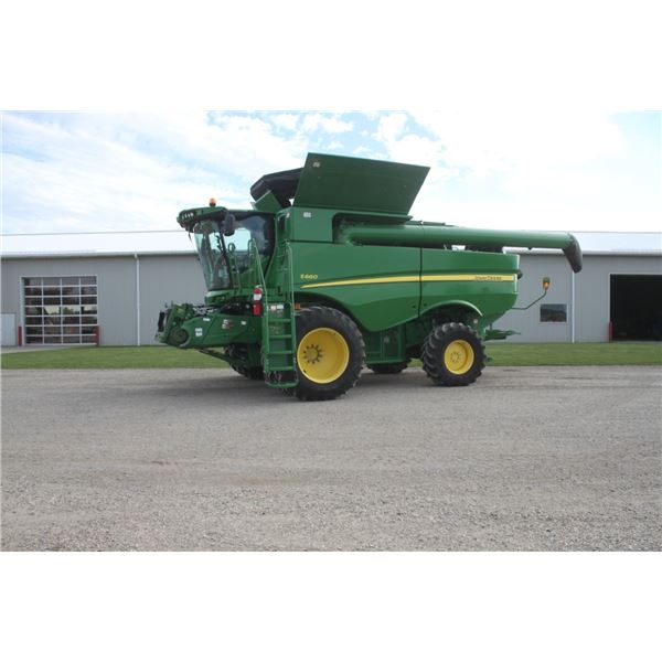 2012 JD S660 combine, 2418/1633 hours, made in USA