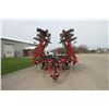 Image 3 : CIH 200 30' field cultivator, low acres, always stored