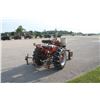 Image 6 : IH 140 2wd tractor, mounted cultivator, side dresser