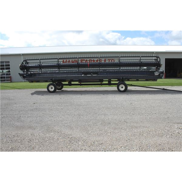 Gleaner 9250 35' flex draper, flip over reel