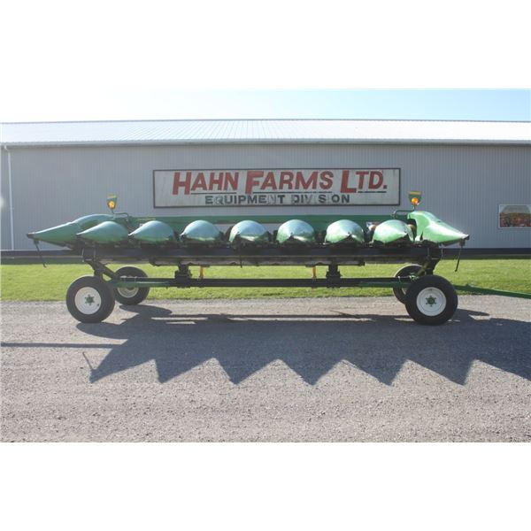 JD 608C 8 row corn head, single point hookup