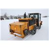 Image 5 : Trackless MT6T sidewalk unit, cab, V blade and sander