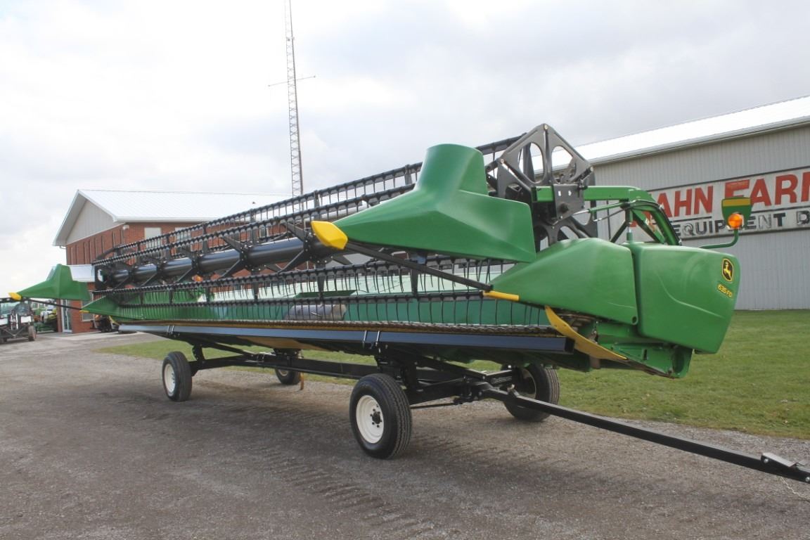 JD 635FD 35' flex draper, made in USA