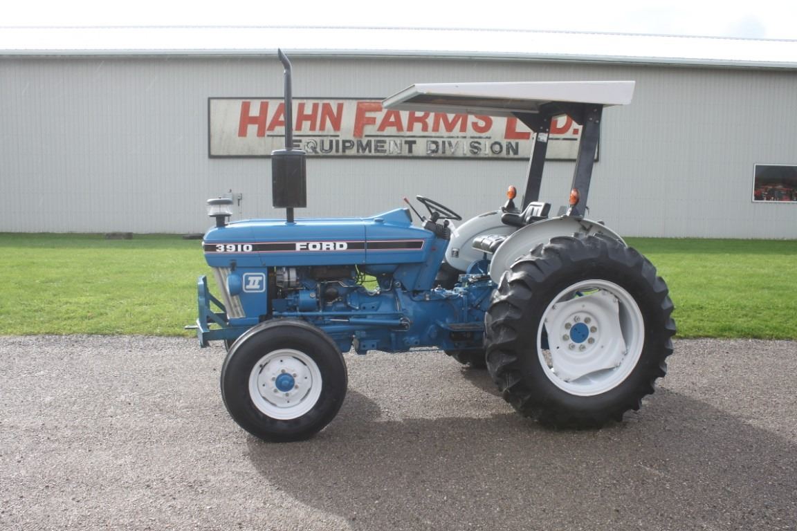 Ford 3910 II 2wd tractor, rops, canopy, 1828 hours