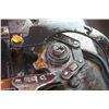Image 16 : CIH 3406 6 row corn head, flagship hook up