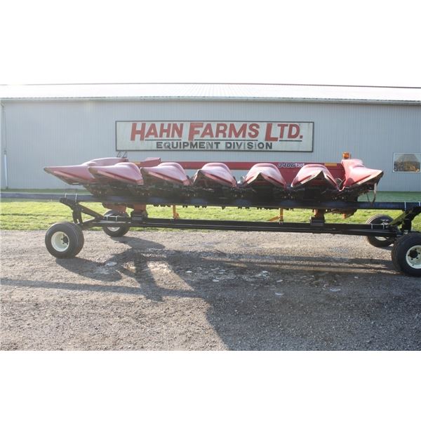 CIH 3406 6 row corn head, flagship hook up