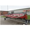 Image 8 : CIH 1063 6 row corn head, tracker drive shaft