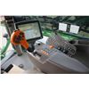 Image 29 : JD R4038 self-propelled sprayer, 100' boom, eductor, hi-flo pump