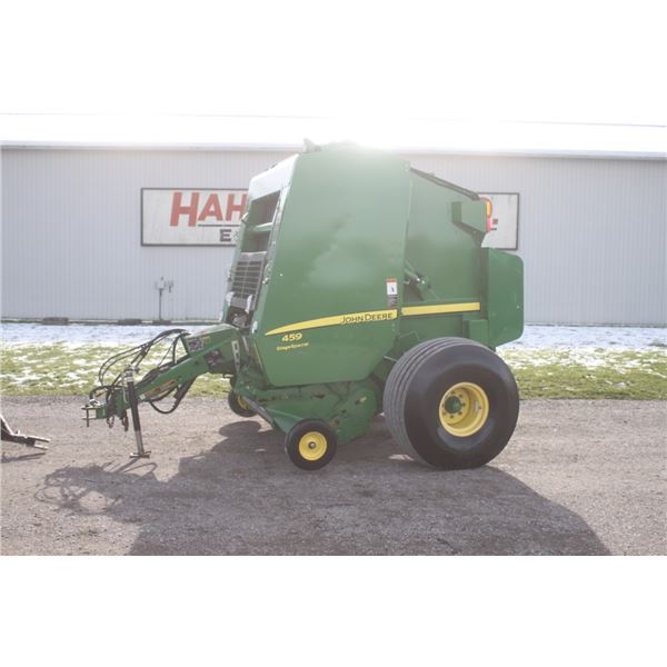 2013 JD 459 round baler, 9873 total bales, made in USA