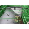 Image 17 : Unverferth 530 550 bu gravity wagon, tarp, brakes