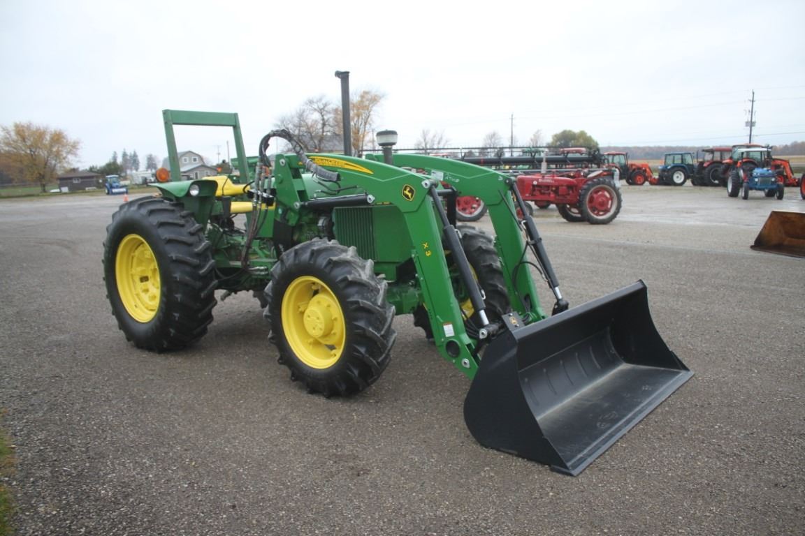 JD 2550 4wd tractor, rops, New X3 loader, 9309 hours