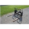 Image 2 : HLA 4200 lb pallet fork, Euro coupler, high back