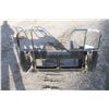 Image 5 : HLA 4200 lb pallet fork, Euro coupler