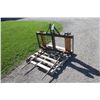 Image 1 : Forage King 2 prong bale spear, 3pth/ldr pin-on coupler