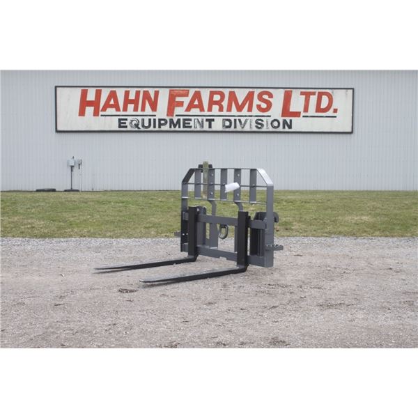 New Challenger 4400 lbs deluxe pallet fork, 42" tines