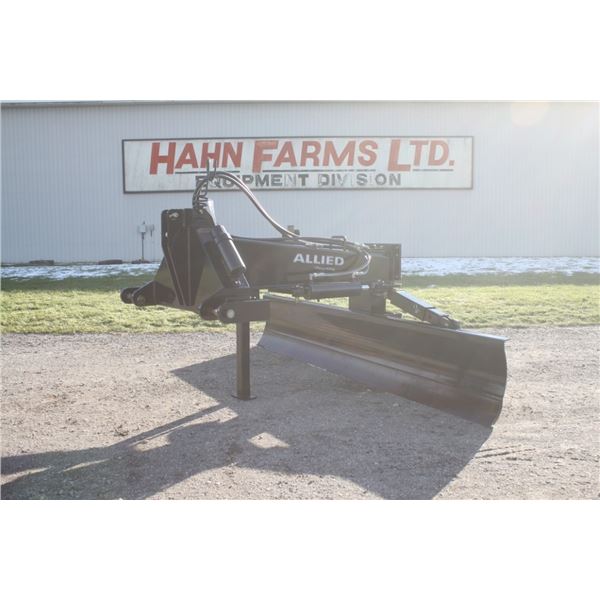 Buhler Farm King 100-108 9' hydraulic angle HD blade, 3pth