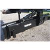 Image 8 : Buhler Farm King 100-108 9' hydraulic angle HD blade, 3pth