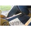 Image 18 : 2017 JD 824K II wheel loader, cab, air