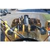 Image 33 : 2017 JD 824K II wheel loader, cab, air