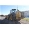 Image 8 : 2017 JD 824K II wheel loader, cab, air