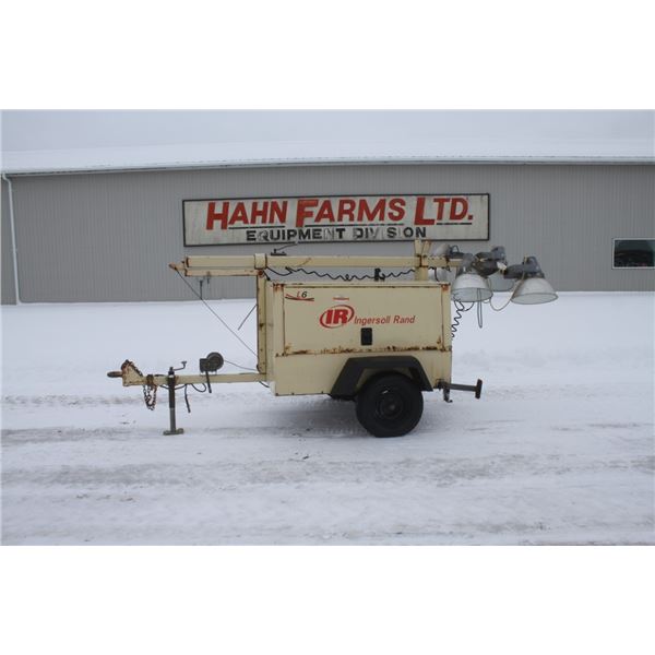 Ingersol Rand L6 portable light stand, generator