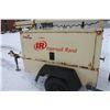 Image 8 : Ingersol Rand L6 portable light stand, generator