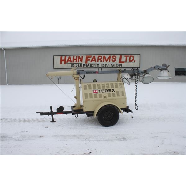 Terex Amida portable Light Stand, generator
