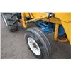 Image 14 : Ford 4600 2wd tractor, loader with attachments