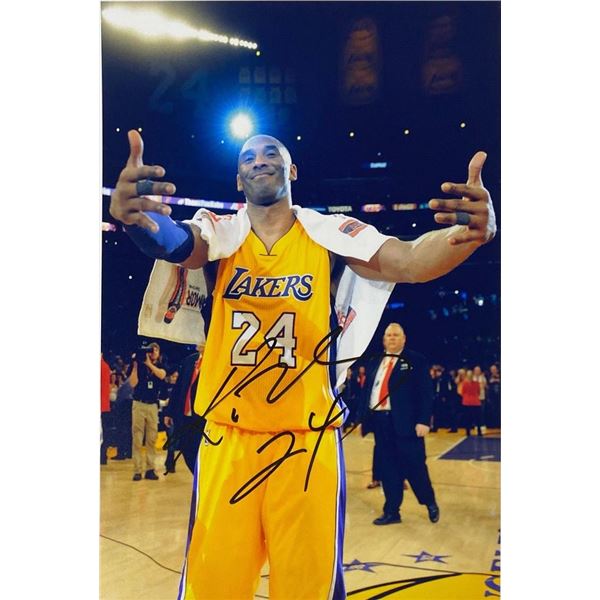 LA Lakers Kobe Bryant facsimile signed  photo