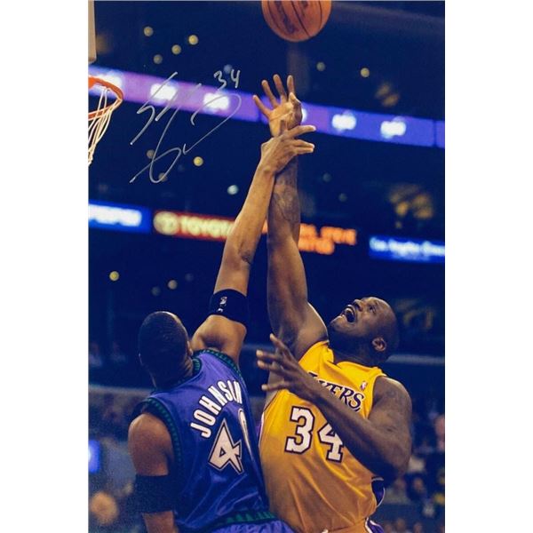 LA Lakers Shaquille O'Neal facsimile signed  photo