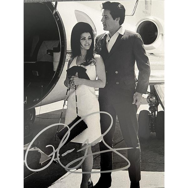 Priscilla Presley signed photo