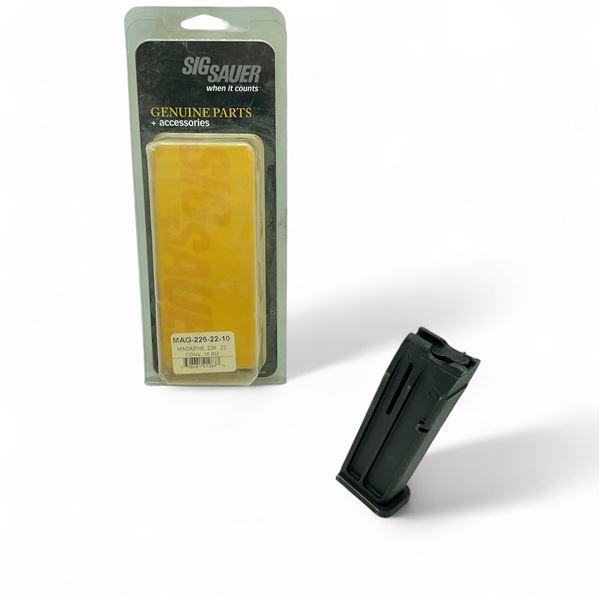 Sig Sauer P226 Conversion .22 LR, 10 Round Magazine