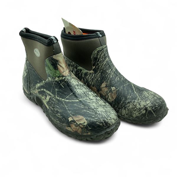 Muck Camp Boot Men's Size 12, Women's Size 13 in Mossy Oak Break Up Camo