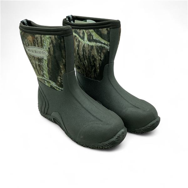 Muck Fieldblazer All Terrain Sport Boot Kids Size 3 in Bossy Oak Break Up Camo