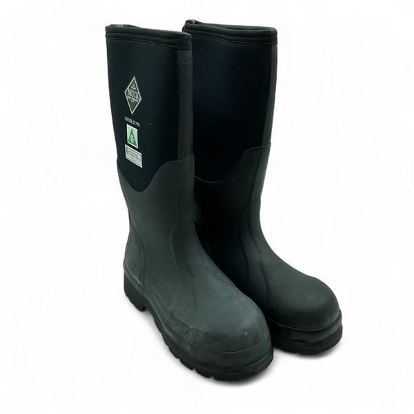 Muck Chore Grade Safety Work Boot Men's Size 6 Women's Size 7, Black