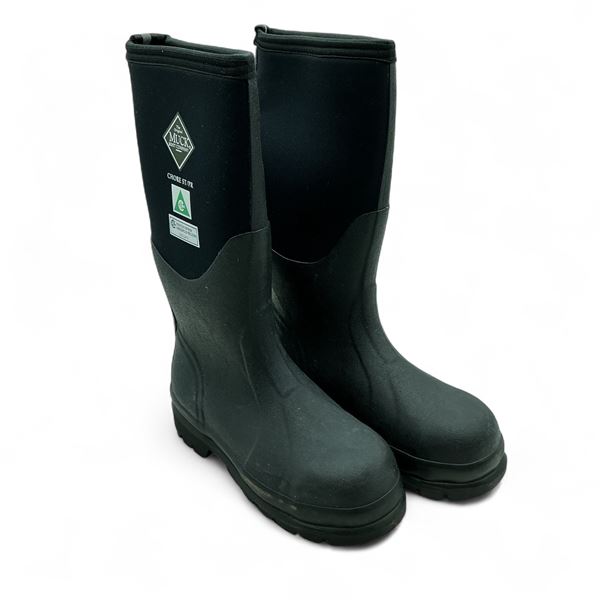 Muck Chore Grade Safety Work Boot Men's Size 6, Women's Size 7 in Black