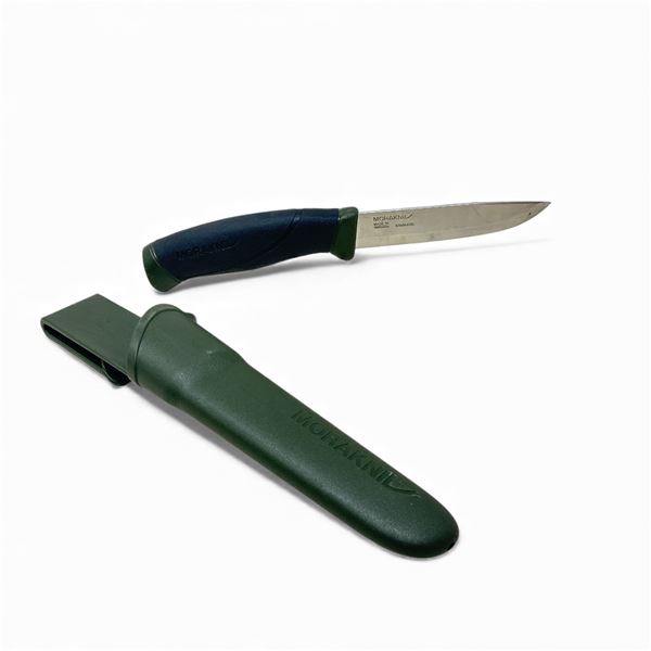 Morakniv Fixed 3 1/2" Blade Knife in Sheath