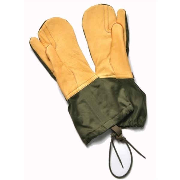 1x US Military Trigger Finger Cold Weather Mitten Shells- Size Medium