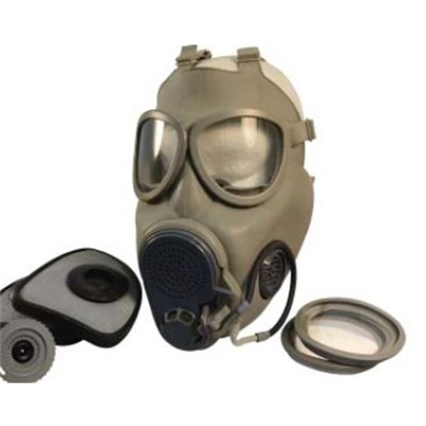 1x CZM10 Gas Mask with/ Filter Size  2 Medium Fit