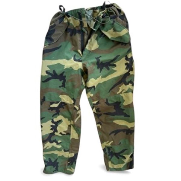 1x US Gortex Rain Pants Woodland Size Large Used Condition