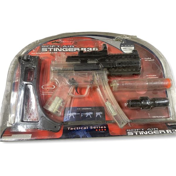1X Crossman Set Air Stinger SASR36  6mm Air soft Rifle  (Clam pack Is damaged but content is new)