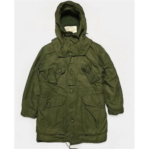 1x Canadian Forces Extreme Parka Size 7036 - Small-Reg