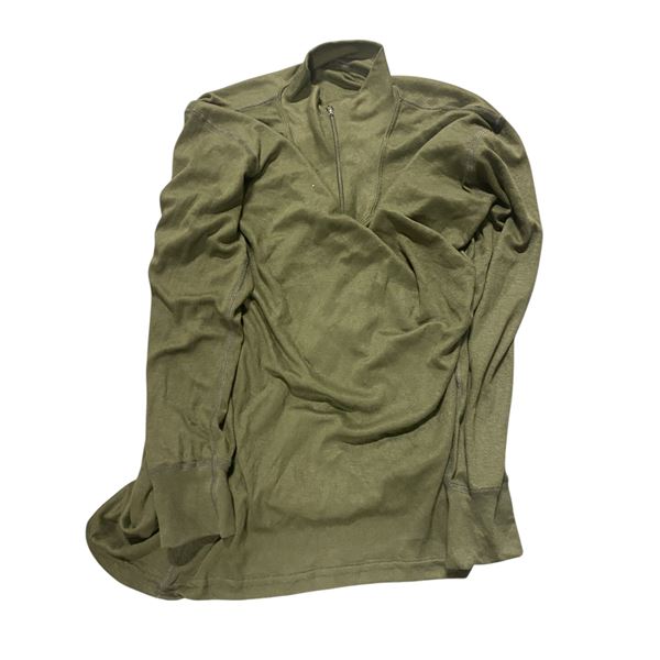 2x CF-Polypro Under Layer Olive Top and Bottom Size Small Used