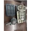 Image 1 : Muffin, Bake Pans, Ornate Platters, Plastic Pot