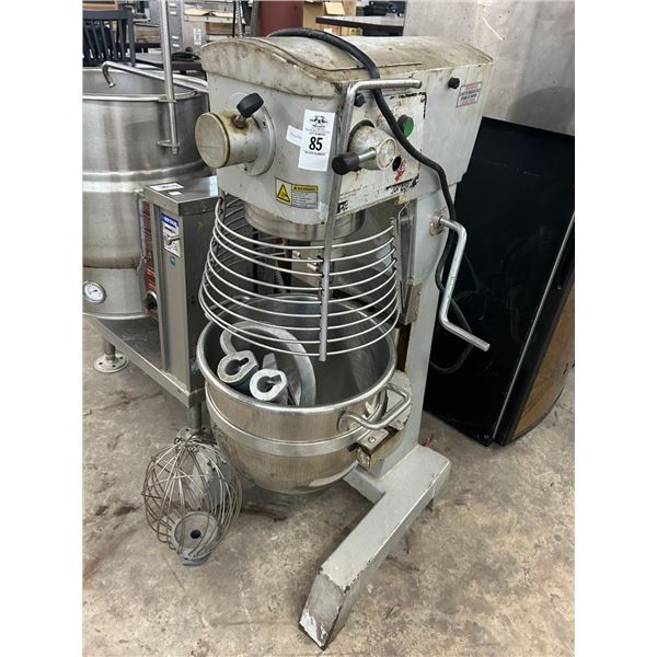 Hobart ?  30 Qt. Mixer w/2 Paddles/Hook/Guard