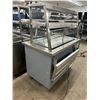 Image 2 : Delfield 4' Ref. Cold Plate Double Overshelf, Sneeze Guard, Slide - Working