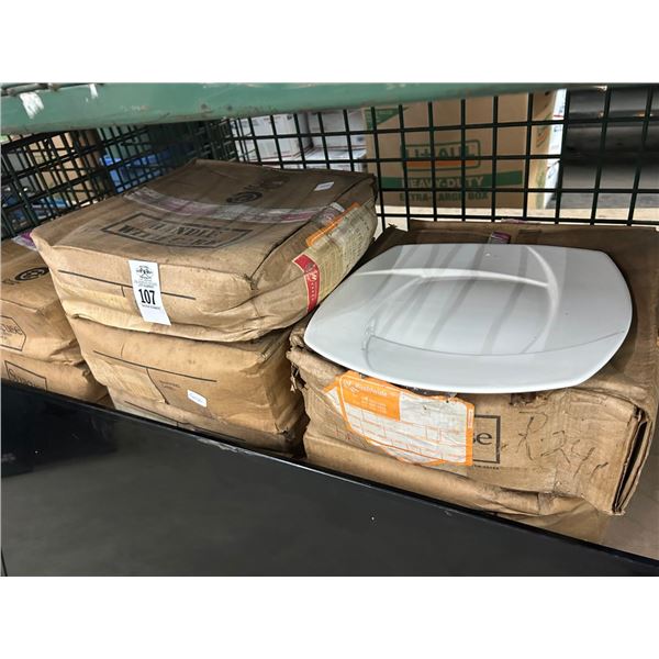 Lot of Syracuse White Dinner Plates